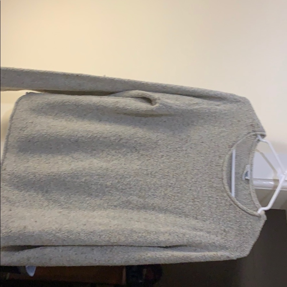 Columbia sweater